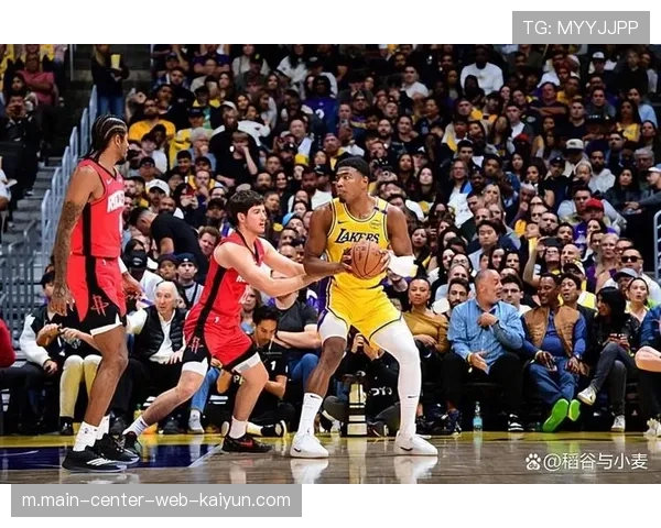 湖人进攻效率与防守效率失衡 攻守不协调制约季后赛上限